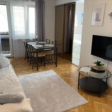 Przytulne Mieszkanie W Sercu Jezyc - Spacer Do Centrum * Познань