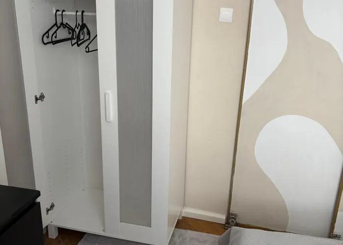 Апартаменти Przytulne Mieszkanie W Sercu Jezyc - Spacer Do Centrum *